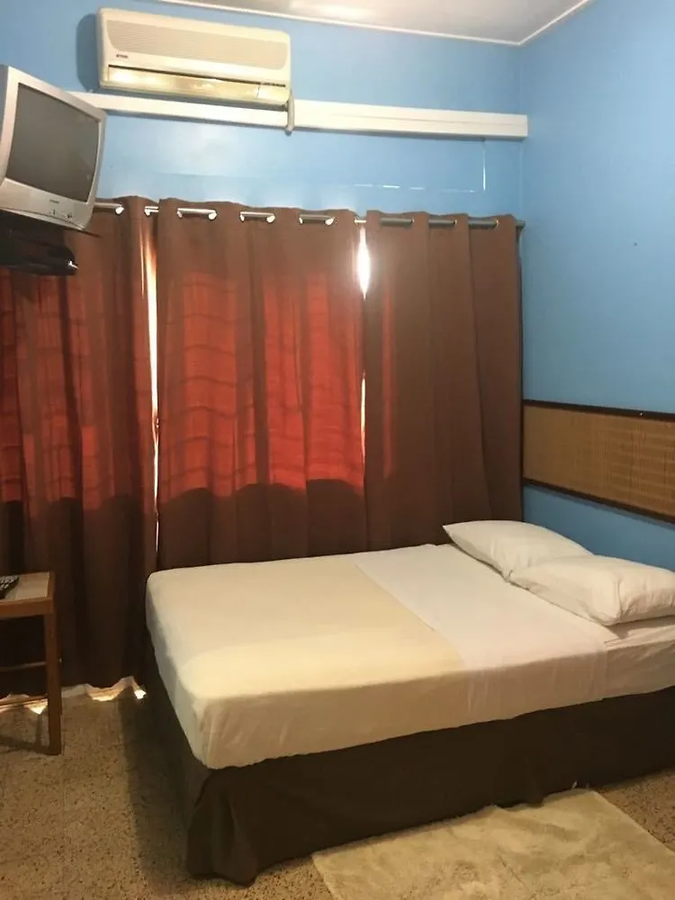 Thannas Place Bed And Breakfast Hotel Port of Spain