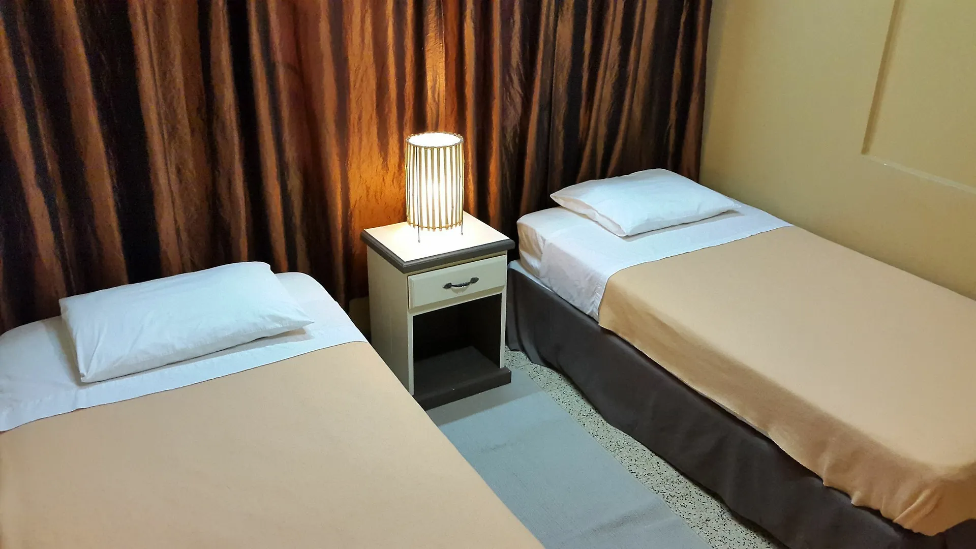 Thannas Place Bed And Breakfast Port of Spain Hotel